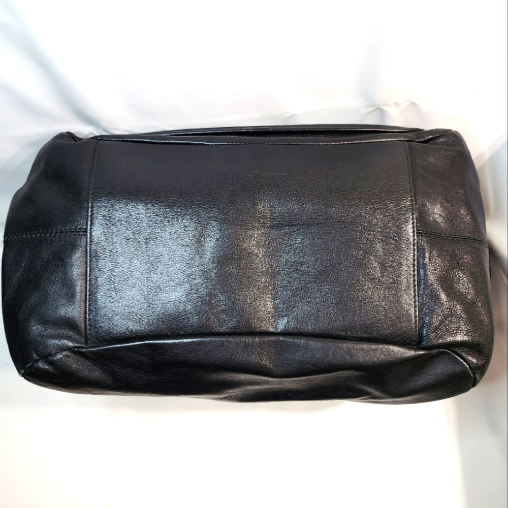Balenciaga Black Leather Handbag - Picture 5 of 11